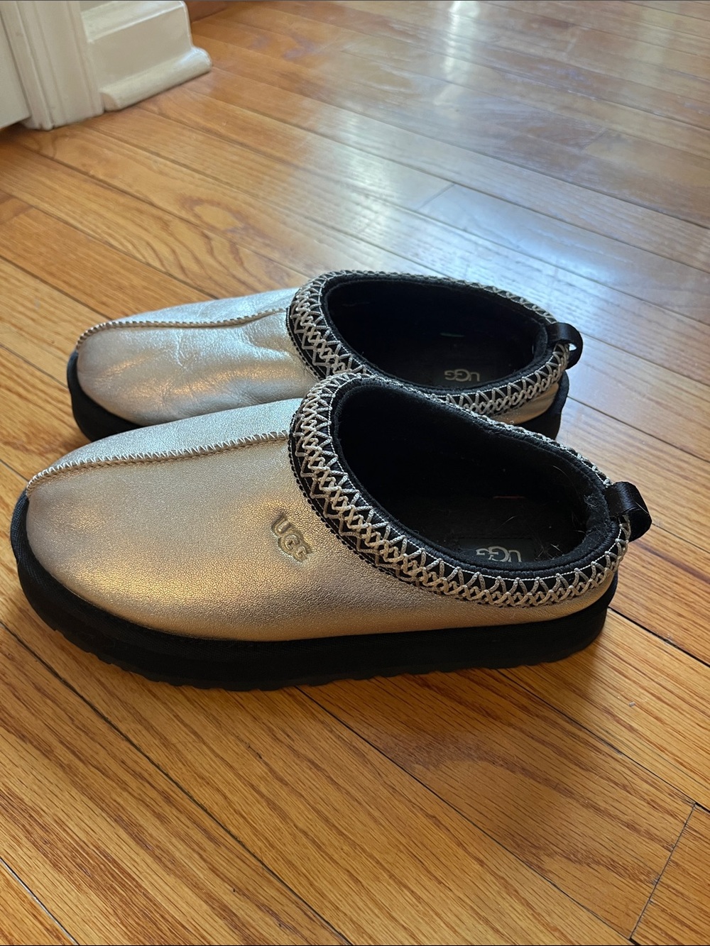 UGG Kids Silver Metallic Slip-On Clog with Black Trim